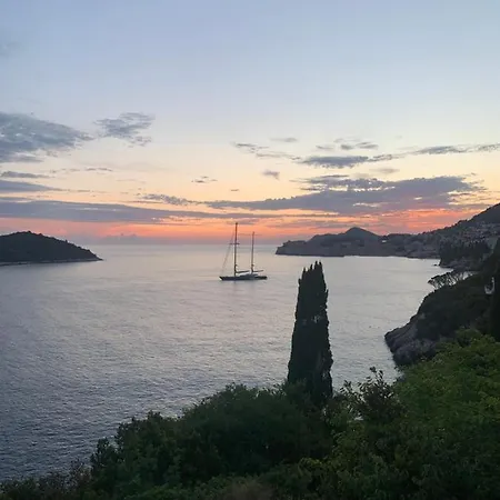 Guest Sveti Jakov Πανσιόν