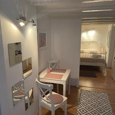 Guest Sveti Jakov Πανσιόν 3*