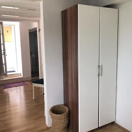Guest Sveti Jakov Πανσιόν 3*